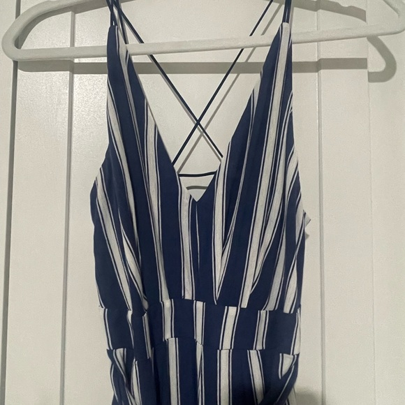 Luxxel XS Open Split Leg Jumpsuit - Picture 3 of 4